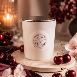 Bougie cerise noire explosive